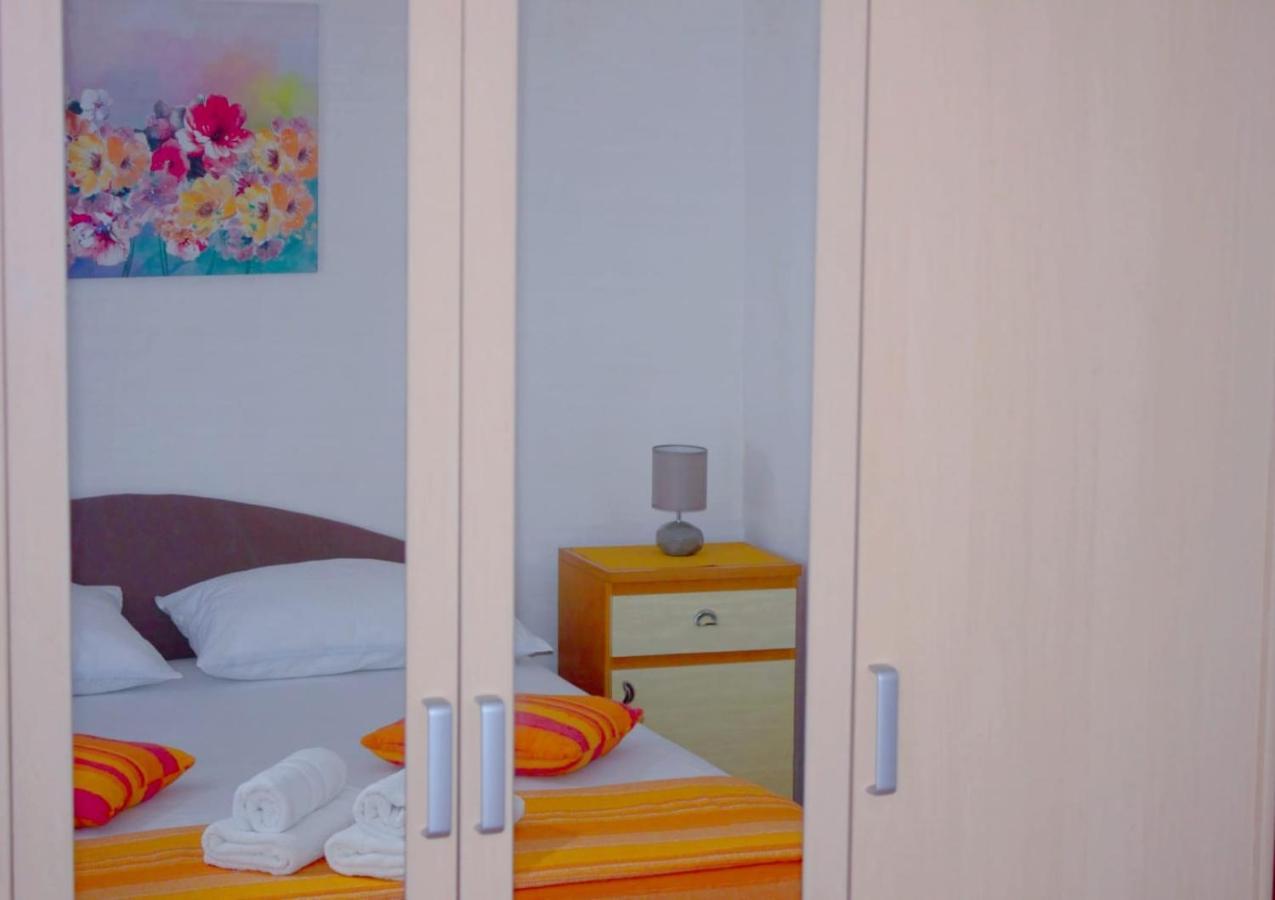 Apartment Ema Trogir Extérieur photo